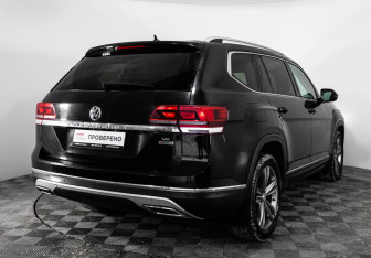 Подержанный автомобиль Volkswagen Teramont 2019 года (5 фото)