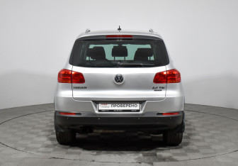 Подержанный автомобиль Volkswagen Tiguan 2012 года (6 фото)