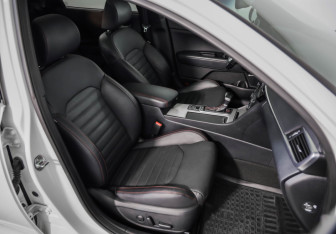 Подержанный автомобиль Kia Optima Sedan 2018 года (25 фото)