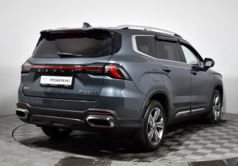 Подержанный автомобиль Geely Okavango 2023 года (5 фото)