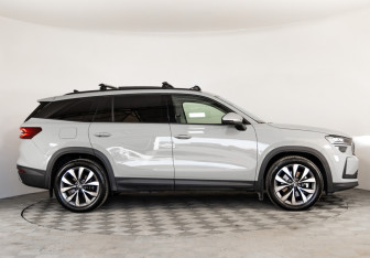 Подержанный автомобиль Skoda Kodiaq 2025 года (4 фото)