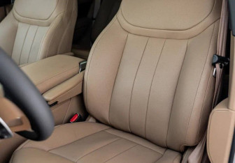 Новый Land Rover Range Rover 2025 (7 фото)