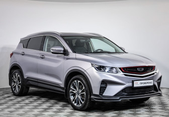 Подержанный автомобиль Geely Coolray 2022 года (3 фото)