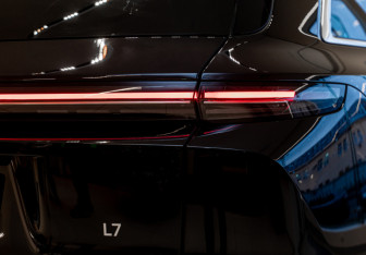 Новый LiXiang L7 2025 (10 фото)