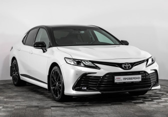 Подержанный автомобиль Toyota Camry Sedan 2021 года (3 фото)