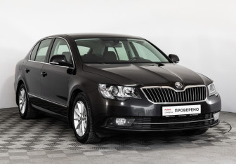 Подержанный автомобиль Skoda Superb Liftback 2014 года (3 фото)