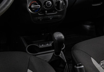 Подержанный автомобиль LADA (ВАЗ) Granta Wagon 2023 года (12 фото)