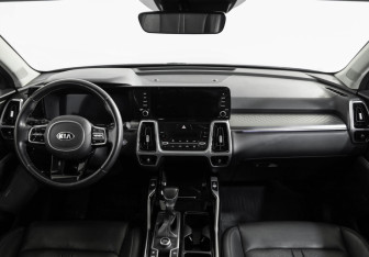Подержанный автомобиль Kia Sorento 2020 года (11 фото)