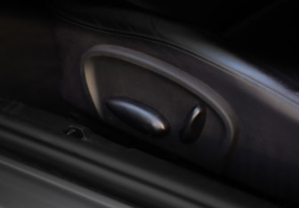 Подержанный автомобиль Porsche Boxster 2004 года (20 фото)
