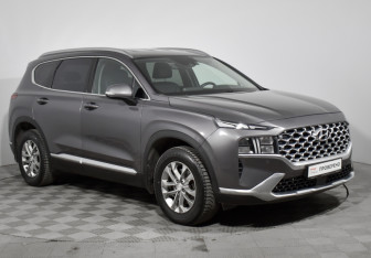 Подержанный автомобиль Hyundai Santa Fe 2021 года (3 фото)