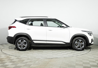 Подержанный автомобиль Kia Seltos 2020 года (4 фото)