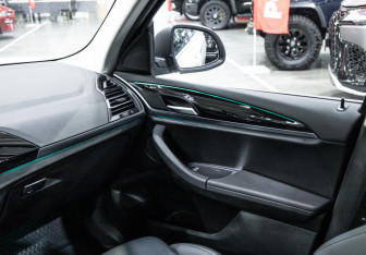 Подержанный автомобиль BMW X3 2022 года (26 фото)