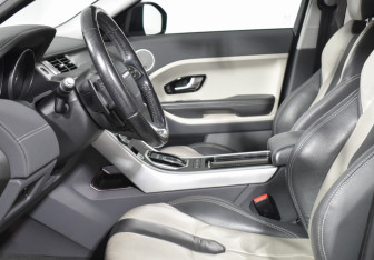 Подержанный автомобиль Land Rover Range Rover Evoque 2014 года (10 фото)