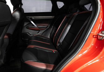 Подержанный автомобиль Geely Coolray 2020 года (10 фото)