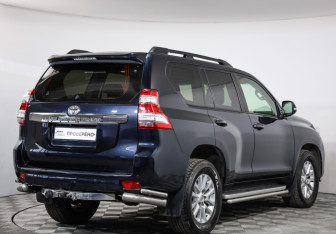 Подержанный автомобиль Toyota Land Cruiser Prado 2014 года (5 фото)