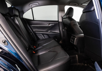 Подержанный автомобиль Toyota Camry Sedan 2018 года (26 фото)