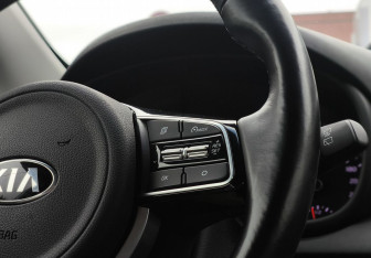 Подержанный автомобиль Kia Sportage 2021 года (11 фото)