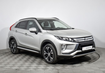 Подержанный автомобиль Mitsubishi Eclipse Cross 2019 года (3 фото)