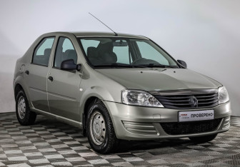 Подержанный автомобиль Renault Logan Sedan 2015 года (3 фото)