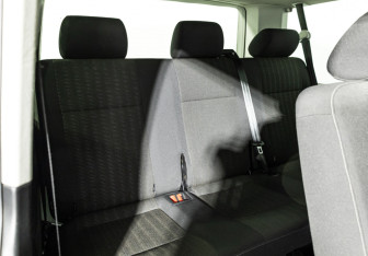 Подержанный автомобиль Volkswagen Caravelle 2019 года (18 фото)