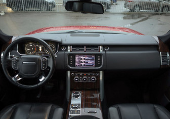Подержанный автомобиль Land Rover Range Rover 2013 года (12 фото)