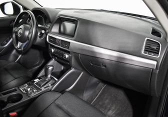 Подержанный автомобиль Mazda CX-5 2017 года (12 фото)