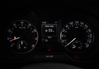 Подержанный автомобиль Skoda Octavia Liftback 2016 года (17 фото)