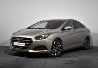 Подержанный автомобиль Hyundai i40 Sedan 2015 года (1 фото)