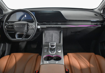 Подержанный автомобиль Omoda C5 2022 года (13 фото)