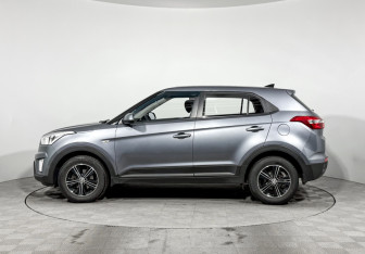 Подержанный автомобиль Hyundai Creta 2019 года (8 фото)