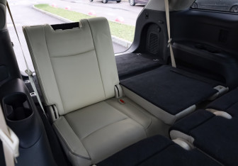 Подержанный автомобиль Infiniti QX60 2017 года (33 фото)