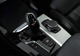 Подержанный автомобиль BMW X3 2019 года (15 фото)