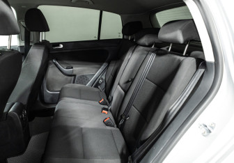 Подержанный автомобиль Volkswagen Golf Plus 2009 года (10 фото)