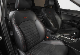 Подержанный автомобиль Kia Optima Sedan 2018 года (27 фото)