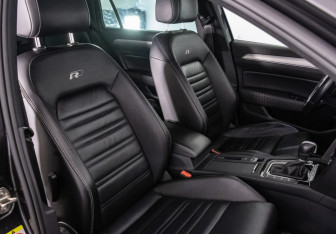 Подержанный автомобиль Volkswagen Passat Wagon 2018 года (25 фото)