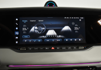 Подержанный автомобиль Voyah Free 2024 года (20 фото)