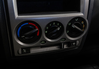 Подержанный автомобиль Hyundai Getz 2003 года (13 фото)