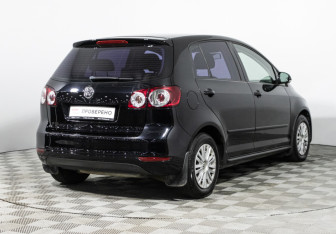 Подержанный автомобиль Volkswagen Golf Plus 2012 года (5 фото)