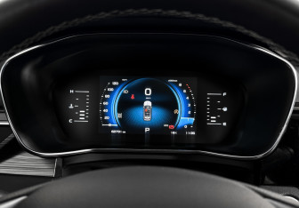 Подержанный автомобиль Geely Atlas Pro 2023 года (19 фото)