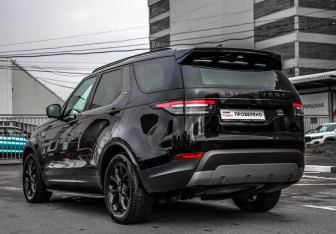 Подержанный автомобиль Land Rover Discovery 2018 года (8 фото)