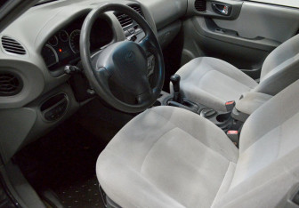 Подержанный автомобиль Hyundai Santa Fe 2008 года (10 фото)