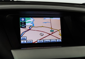 Подержанный автомобиль Lexus RX 2011 года (18 фото)