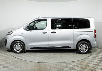 Подержанный автомобиль Citroen SpaceTourer 2021 года (8 фото)