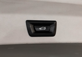 Подержанный автомобиль BMW X3 2019 года (25 фото)