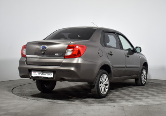 Подержанный автомобиль Datsun on-DO 2015 года (5 фото)