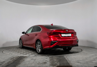 Подержанный автомобиль Kia Cerato Sedan 2020 года (7 фото)