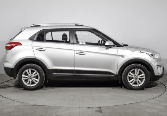 Подержанный автомобиль Hyundai Creta 2016 года (4 фото)