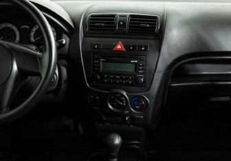 Подержанный автомобиль Kia Picanto 2009 года (14 фото)