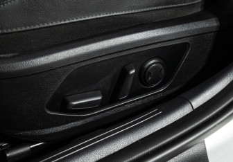 Подержанный автомобиль Kia K5 2020 года (19 фото)