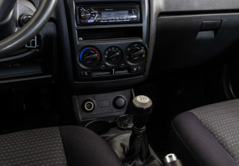Подержанный автомобиль Hyundai Getz 2005 года (11 фото)
